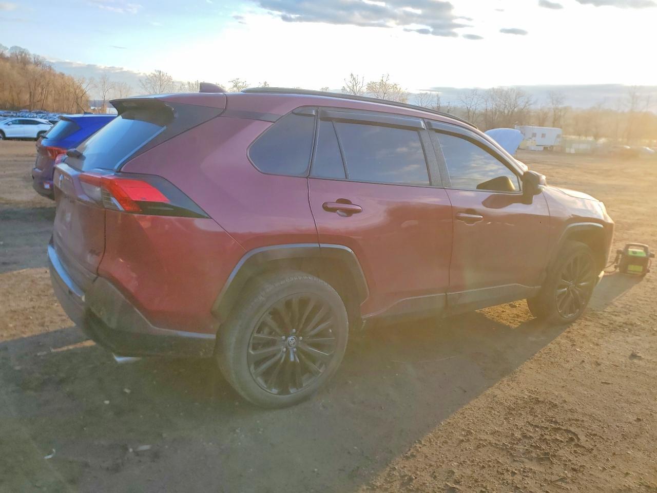 2022 Toyota Rav4 Xle Premium - Фото 3