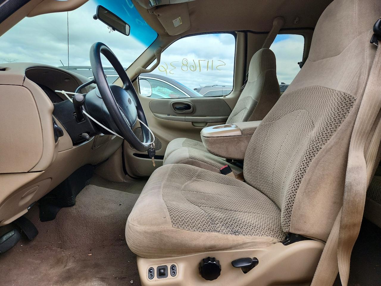 2004 Ford F150 - Фото 7