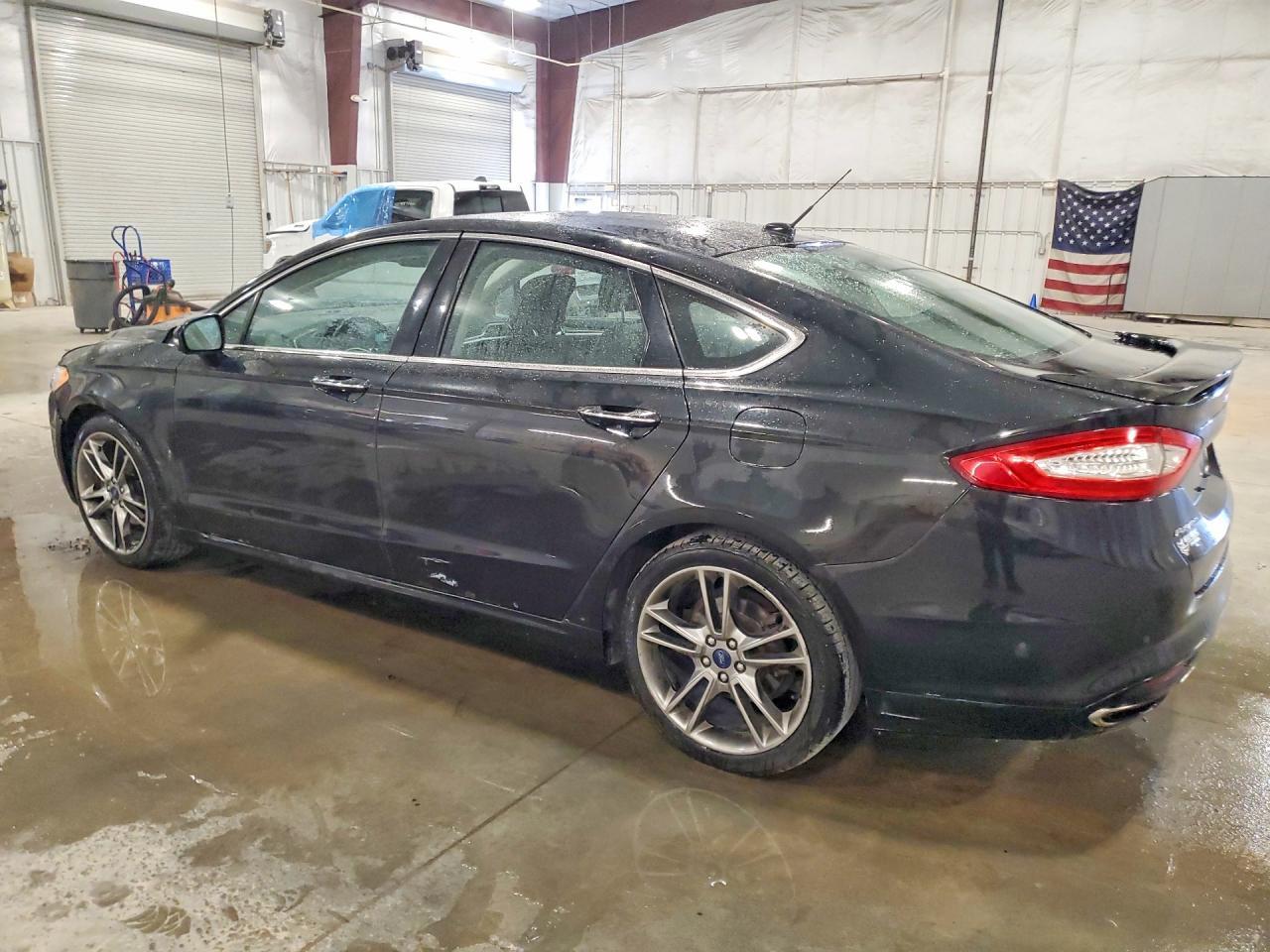 2014 Ford Fusion Titanium - Фото 2