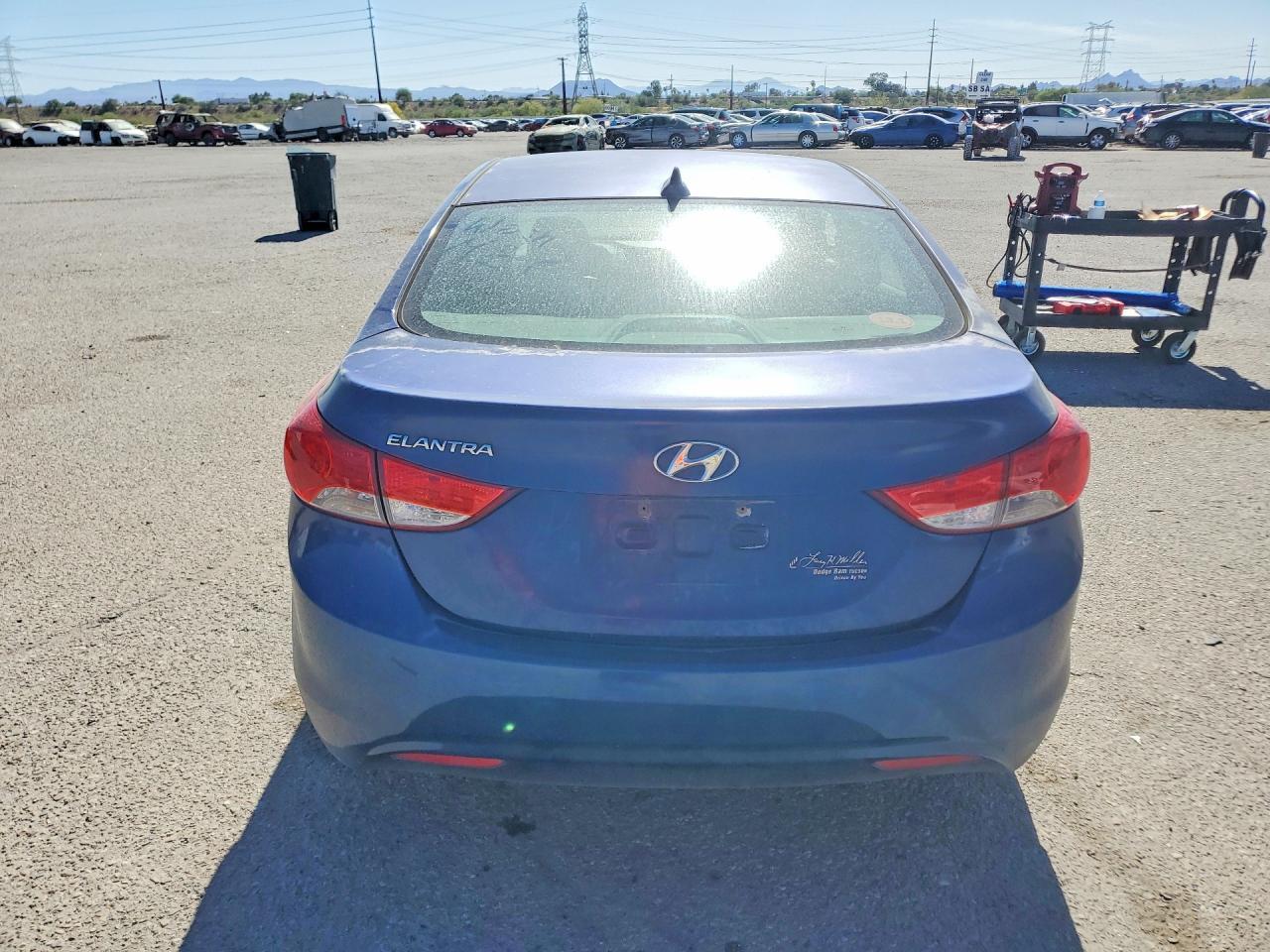 2013 Hyundai Elantra Gls - Image 6