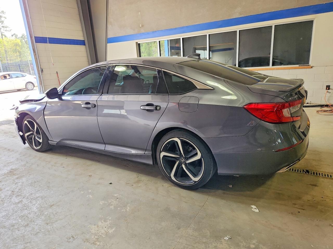 2020 Honda Accord Sport - Фото 2