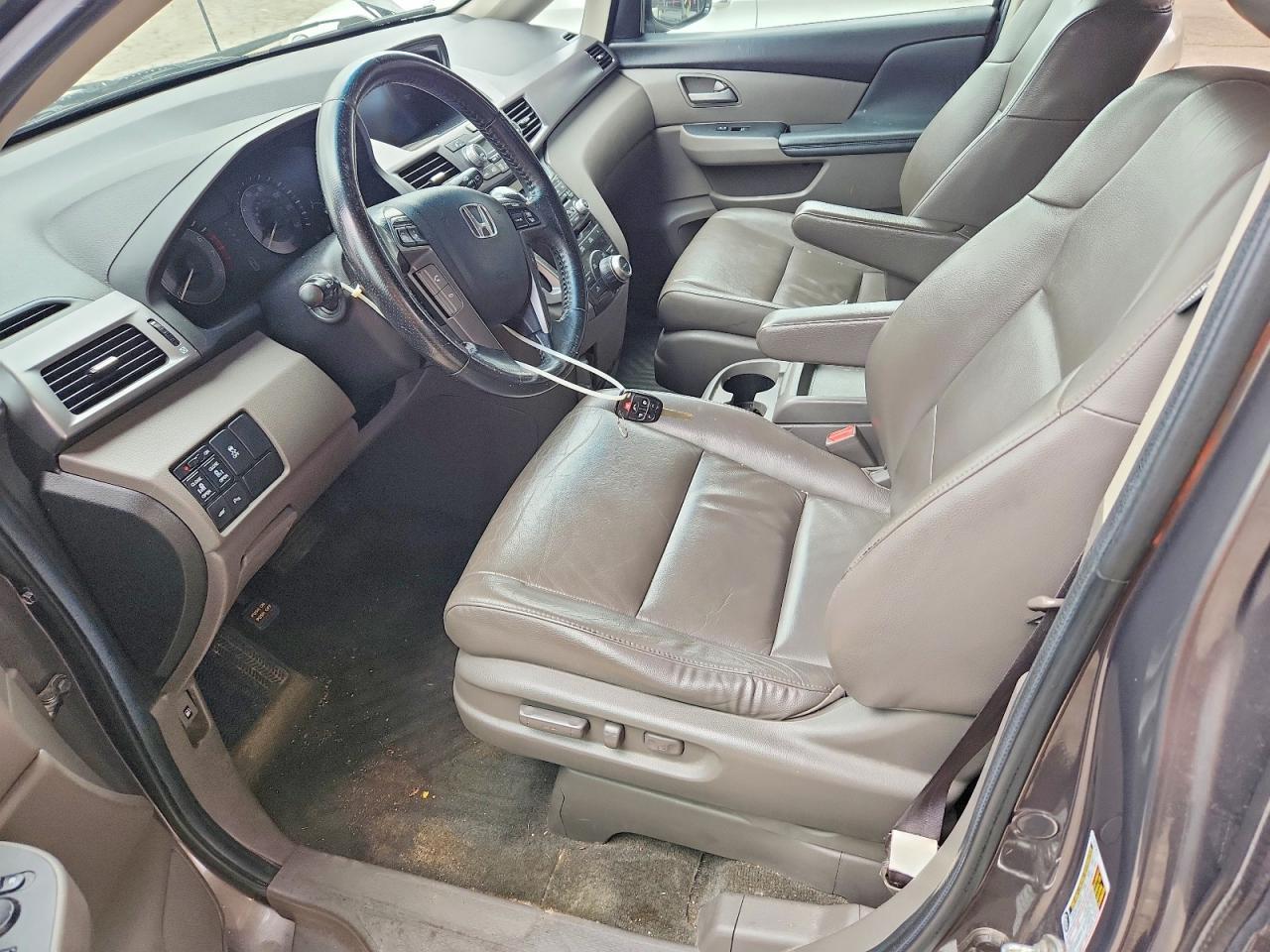 2012 Honda Odyssey Touring - Фото 7