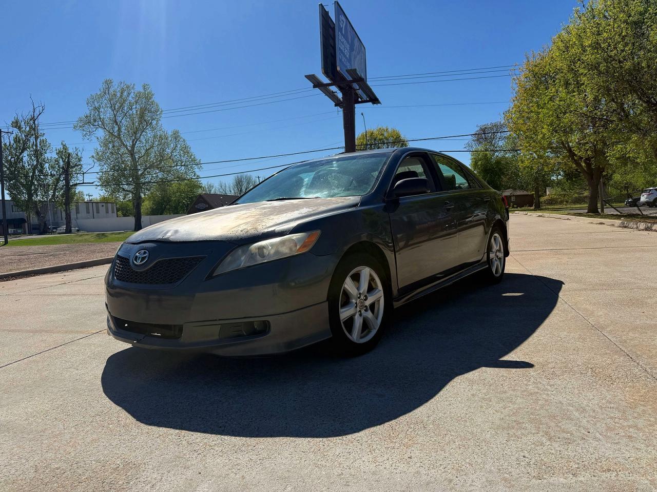 2009 Toyota Camry Se - Image 2