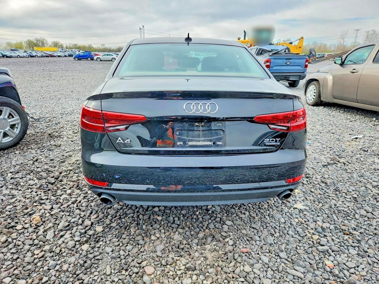2017 Audi A4 Premium - Фото 6