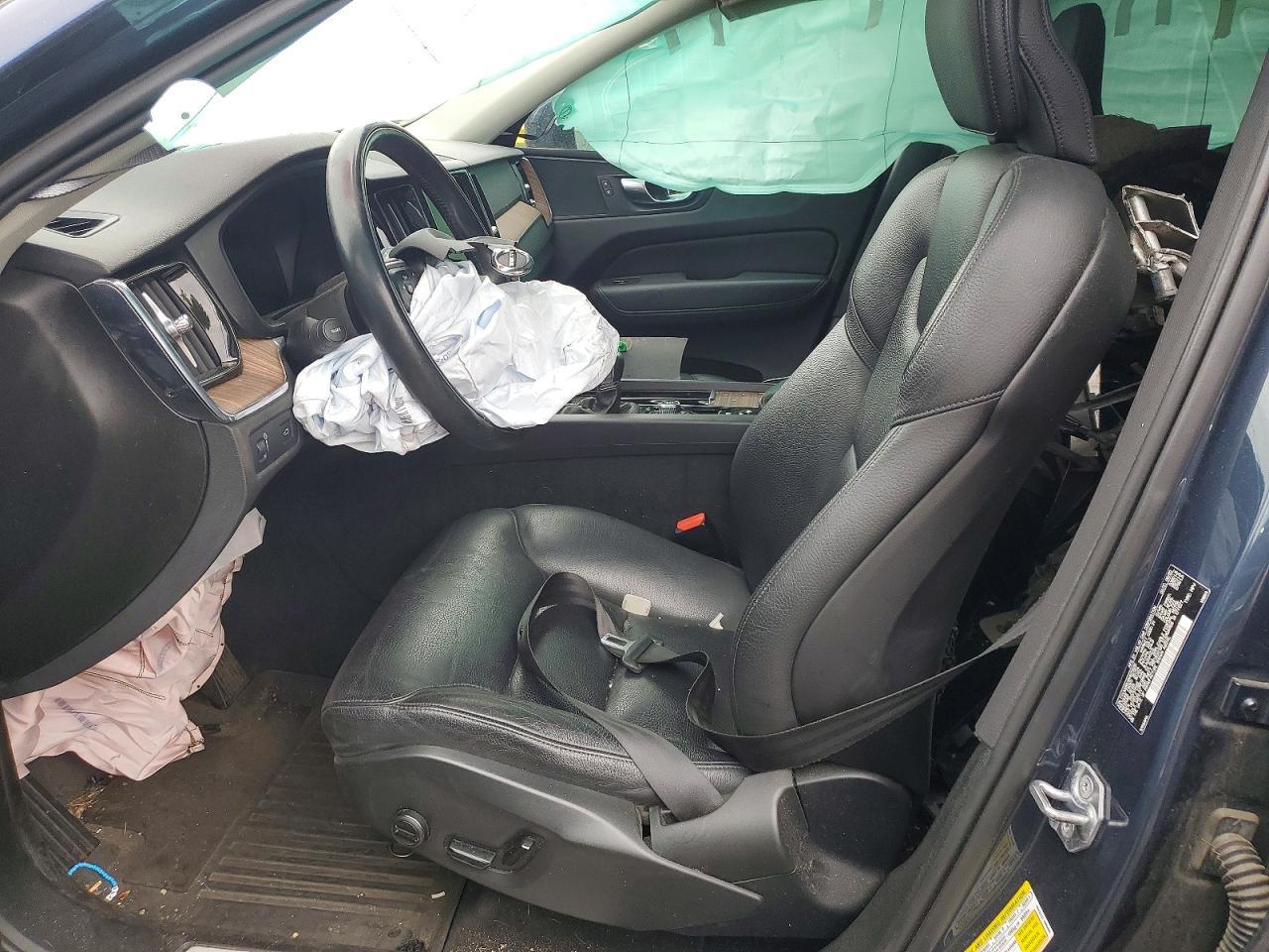 2021 Volvo Xc60 T5 Momentum - Image 7