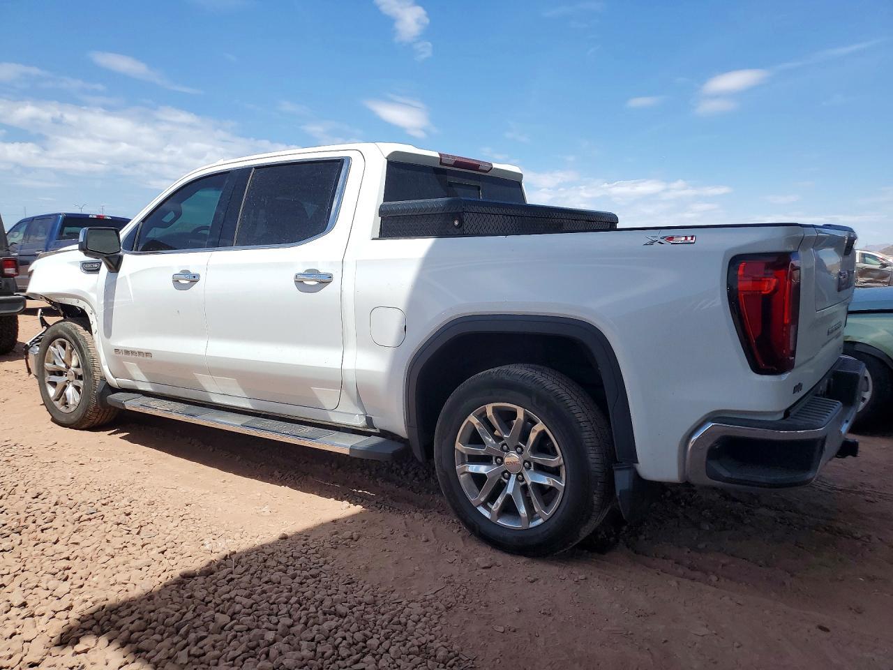 2021 GMC K1500 - Фото 3