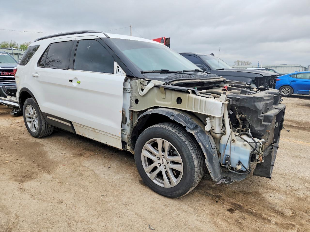 2018 Ford Explorer Xlt - Image 4
