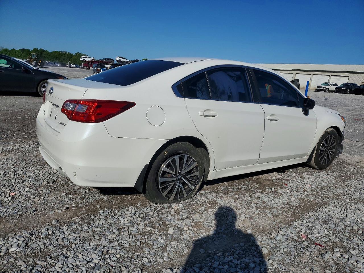 2016 Subaru Legacy 2.5I - Image 5