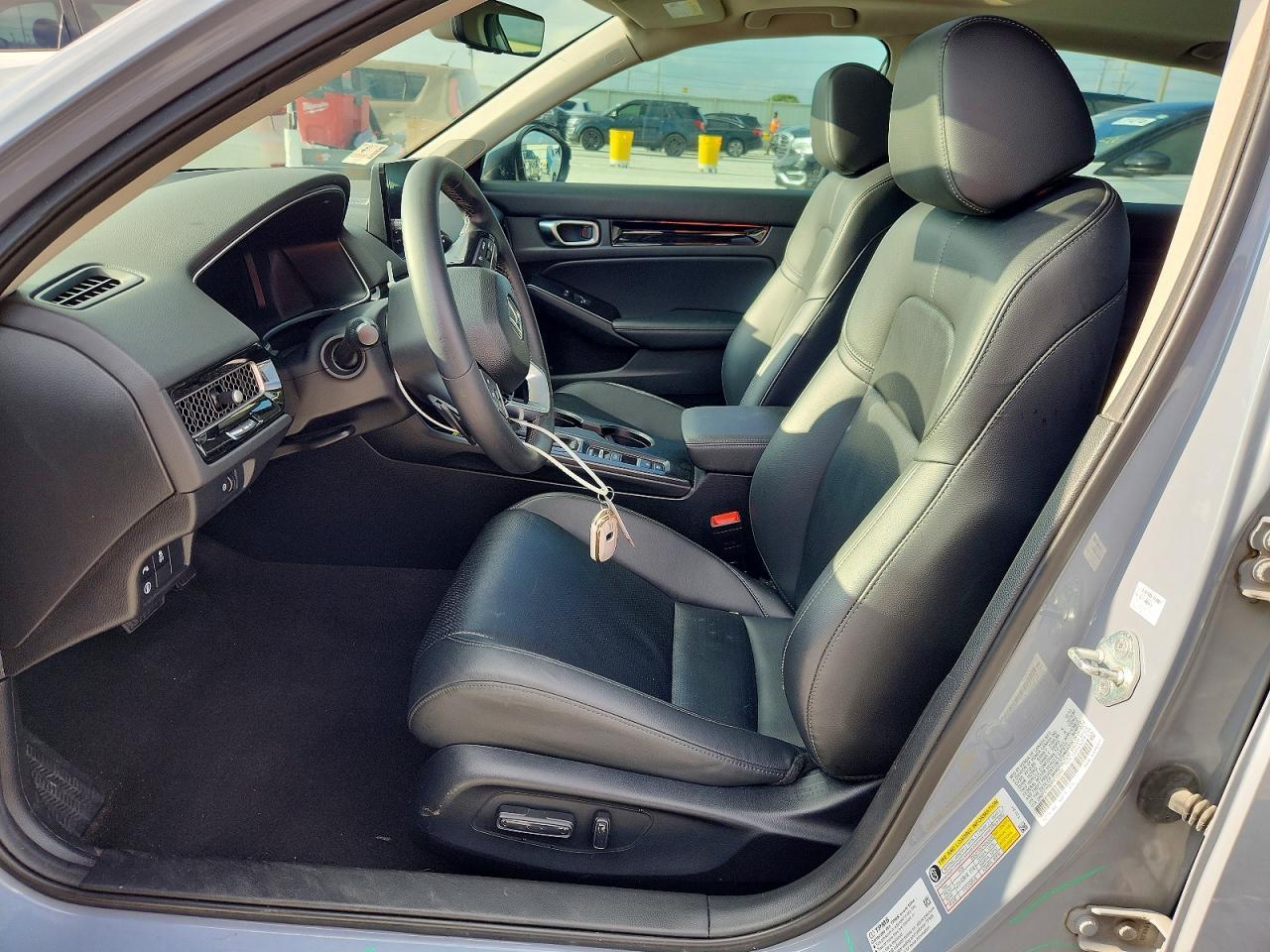 2024 Honda Civic Touring - Image 7