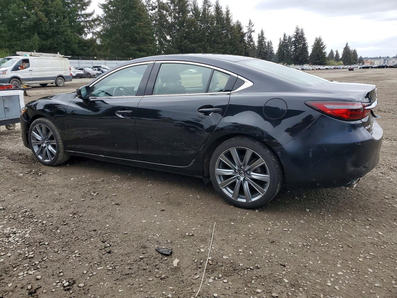2019 Mazda 6 Touring - Image 2
