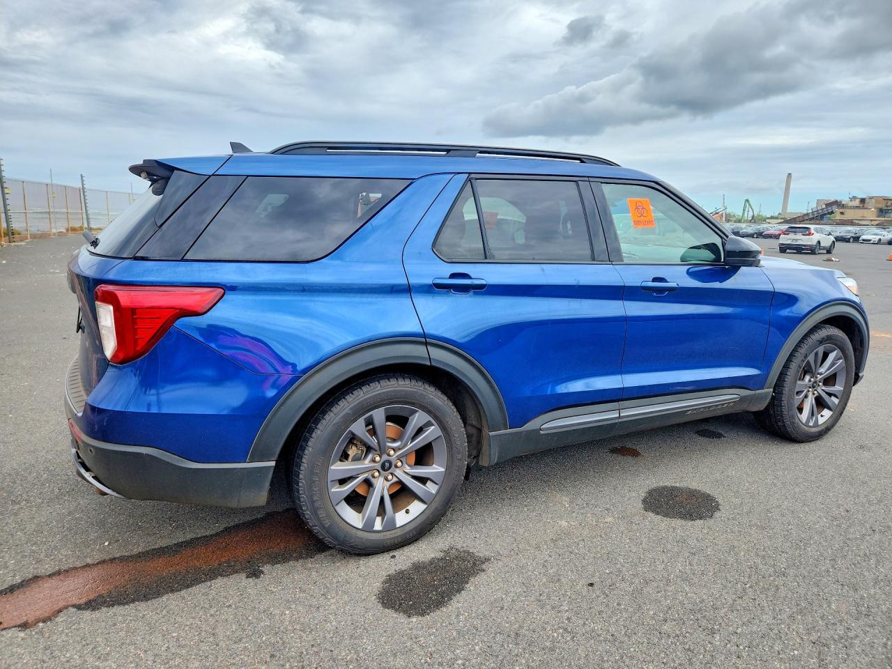 2022 Ford Explorer Xlt - Фото 3