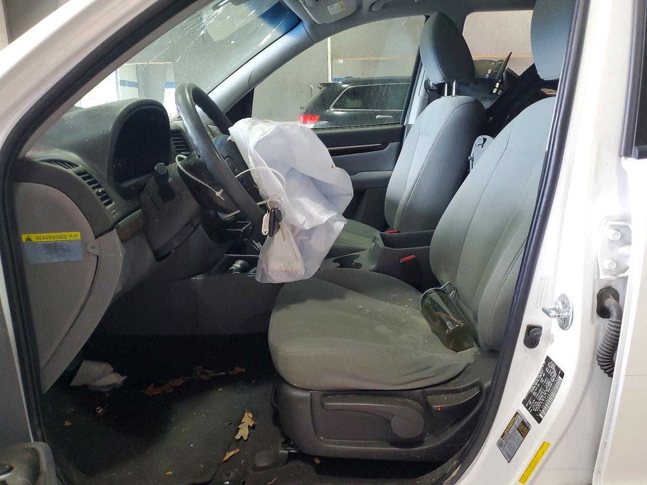 2011 Hyundai Santa Fe Gls - Image 7