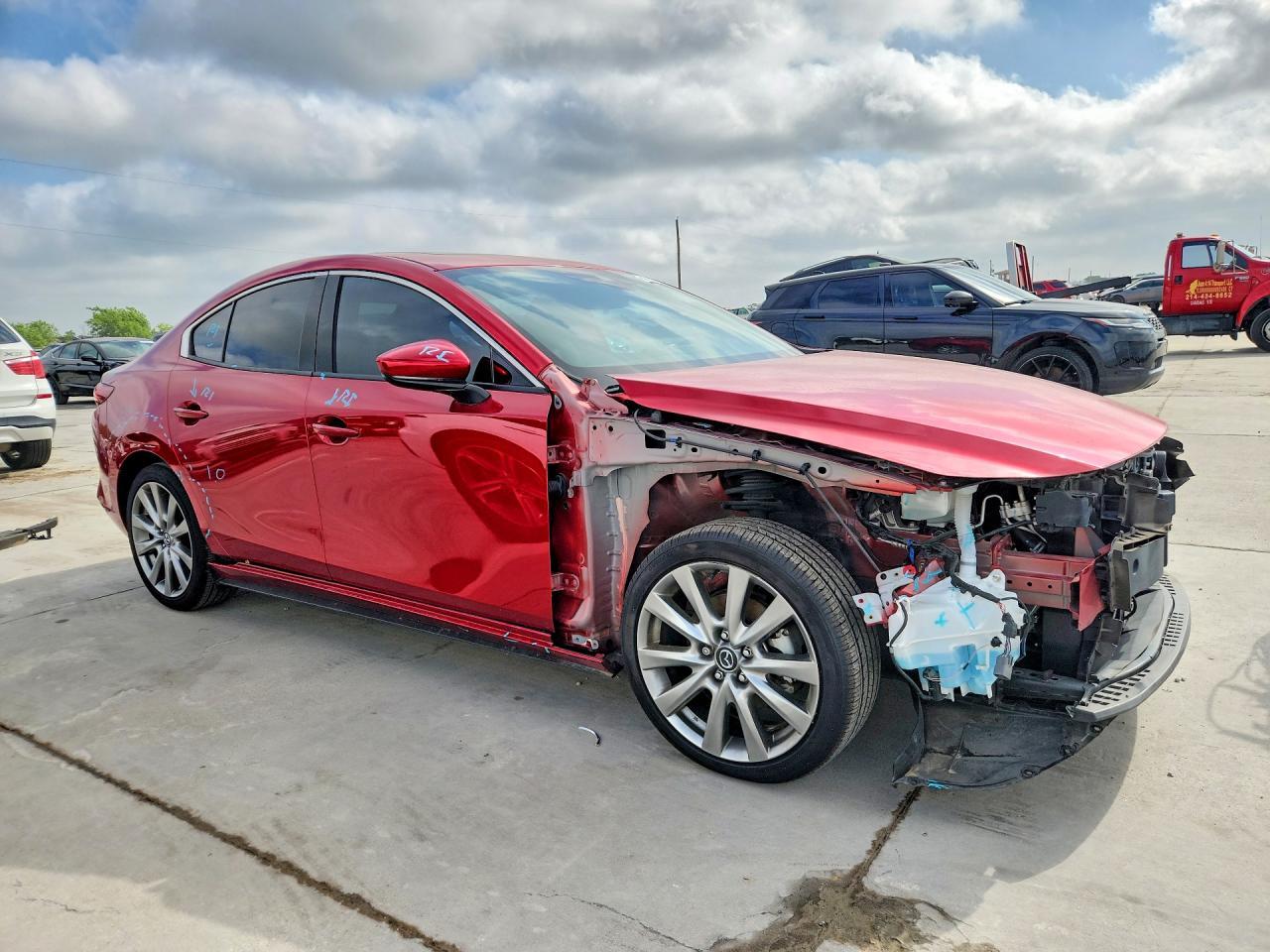 2023 Mazda 3 Premium - Фото 4