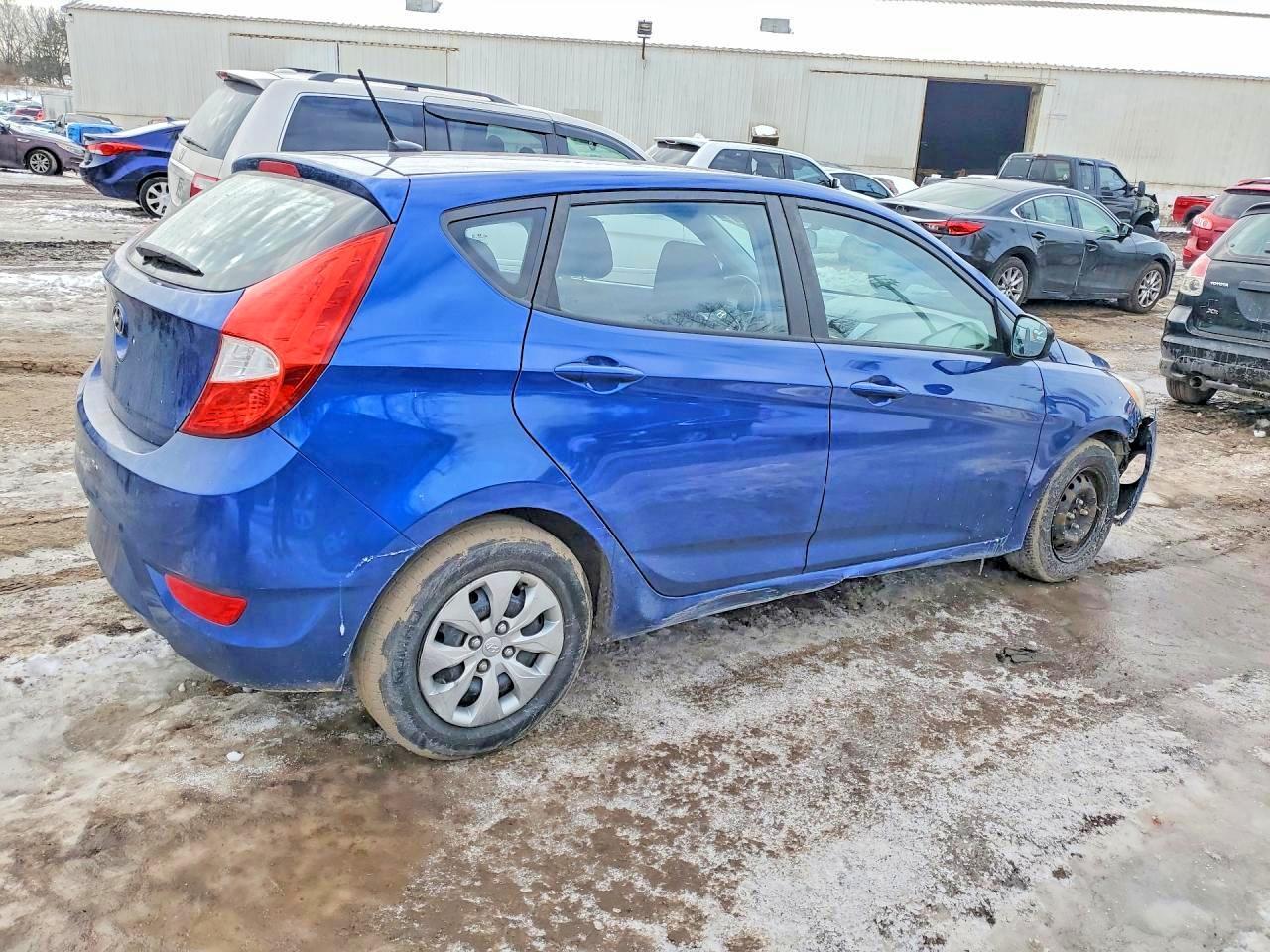 2016 Hyundai Accent Se - Фото 3