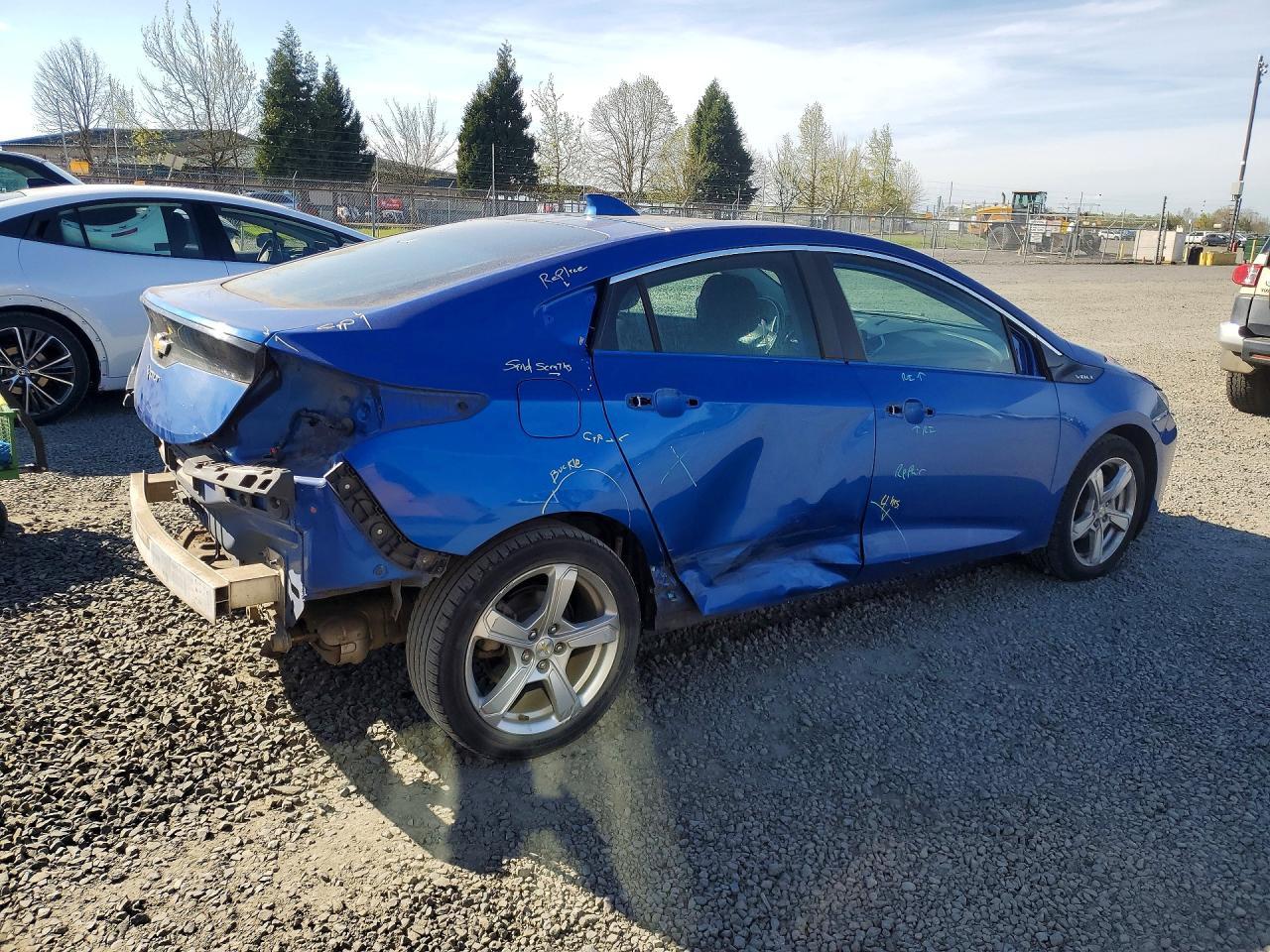 2017 Chevrolet Volt Lt - Image 3