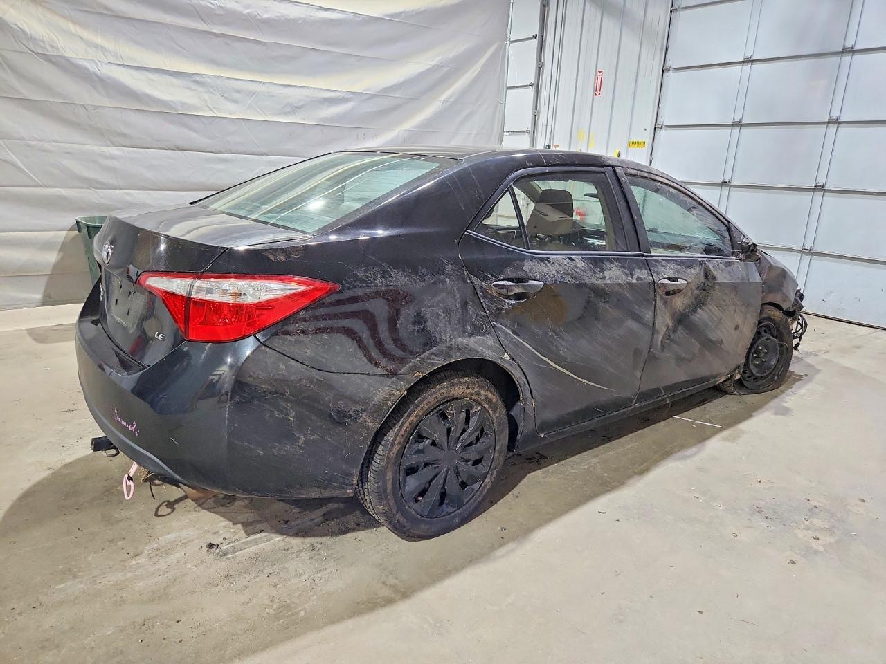 2015 Toyota Corolla Le - Фото 3