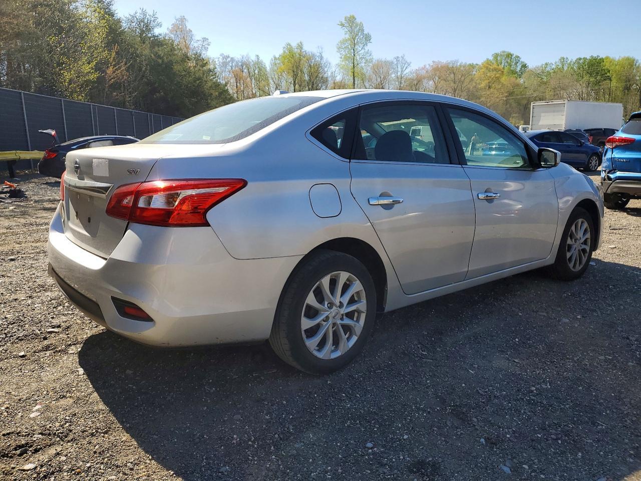 2019 Nissan Sentra Sv - Image 3
