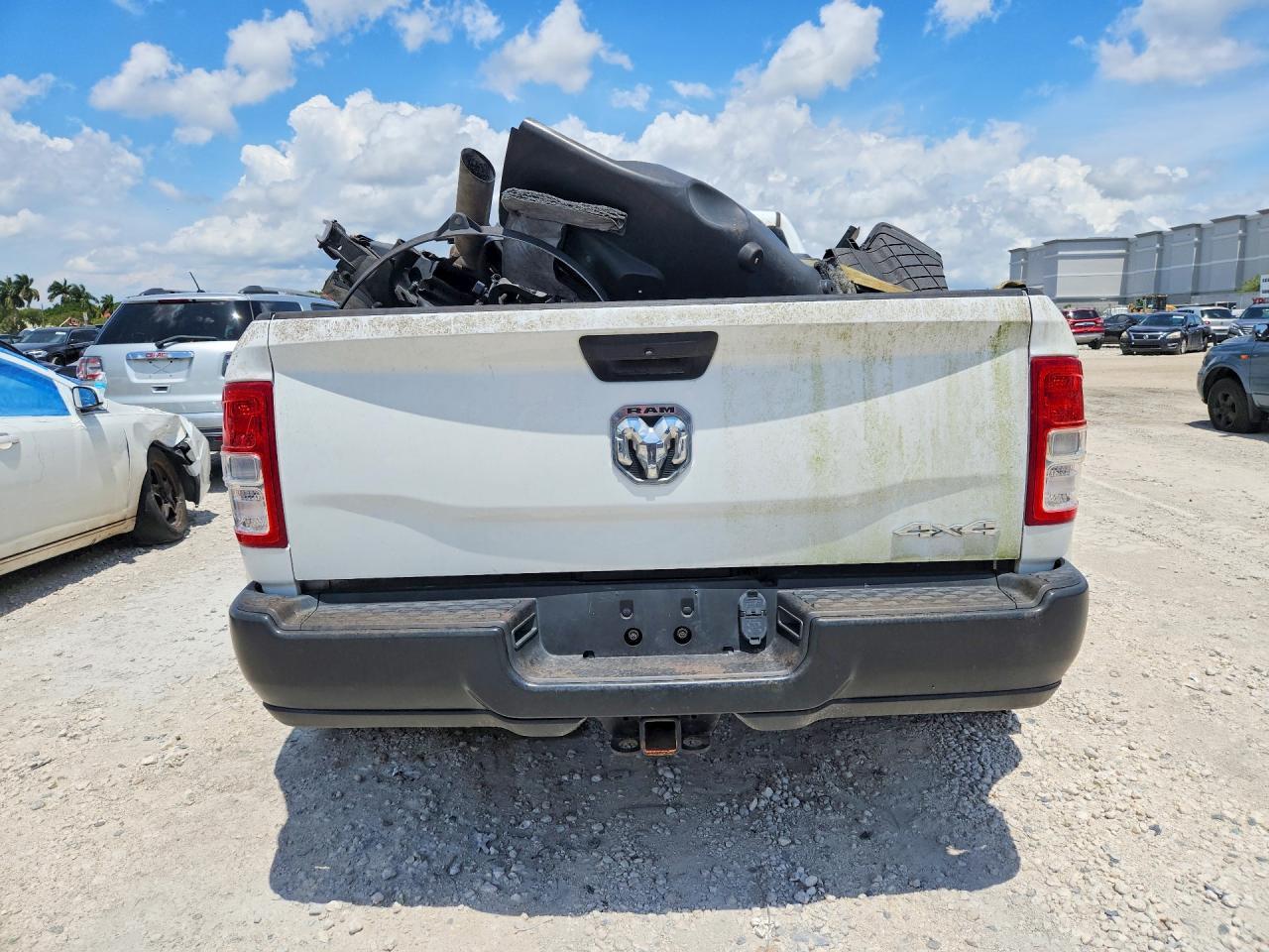 2020 Ram 3500 Tradesman - Фото 6