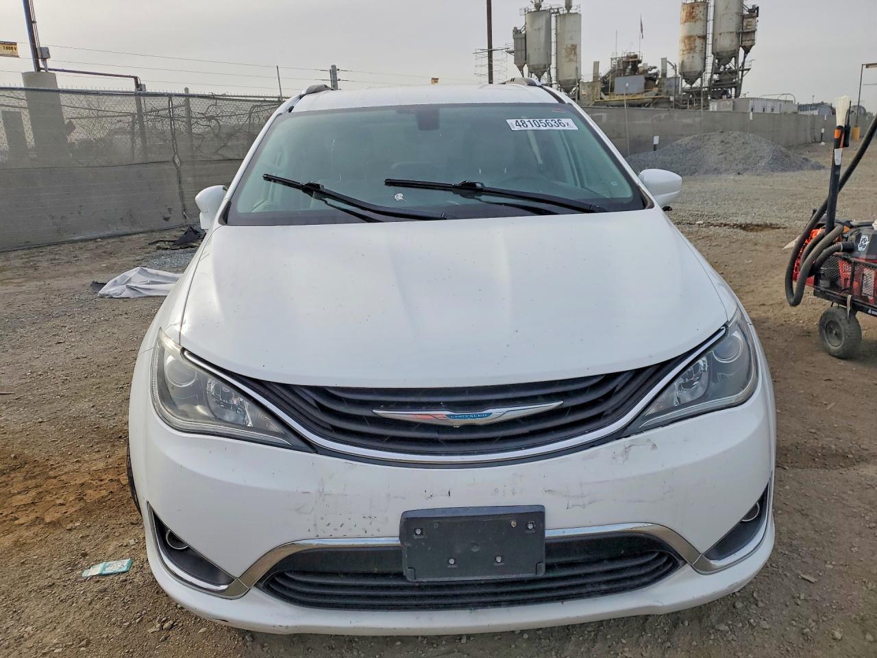 2018 Chrysler Pacifica Hybrid Touring L - Фото 5