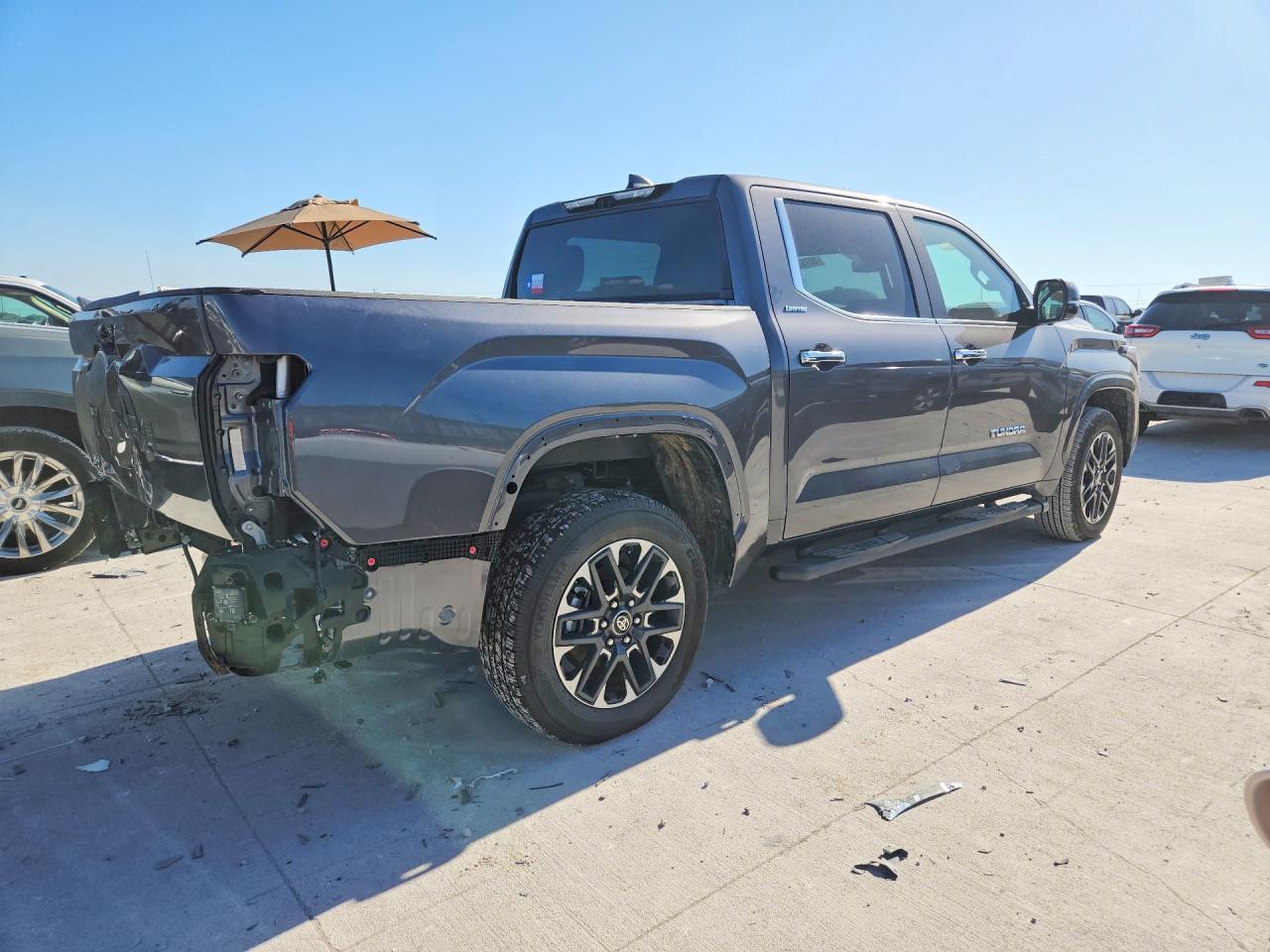 2025 Toyota Tundra Limited - Фото 3