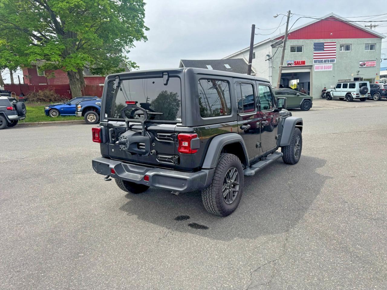 2025 Jeep Wrangler Sport - Image 4