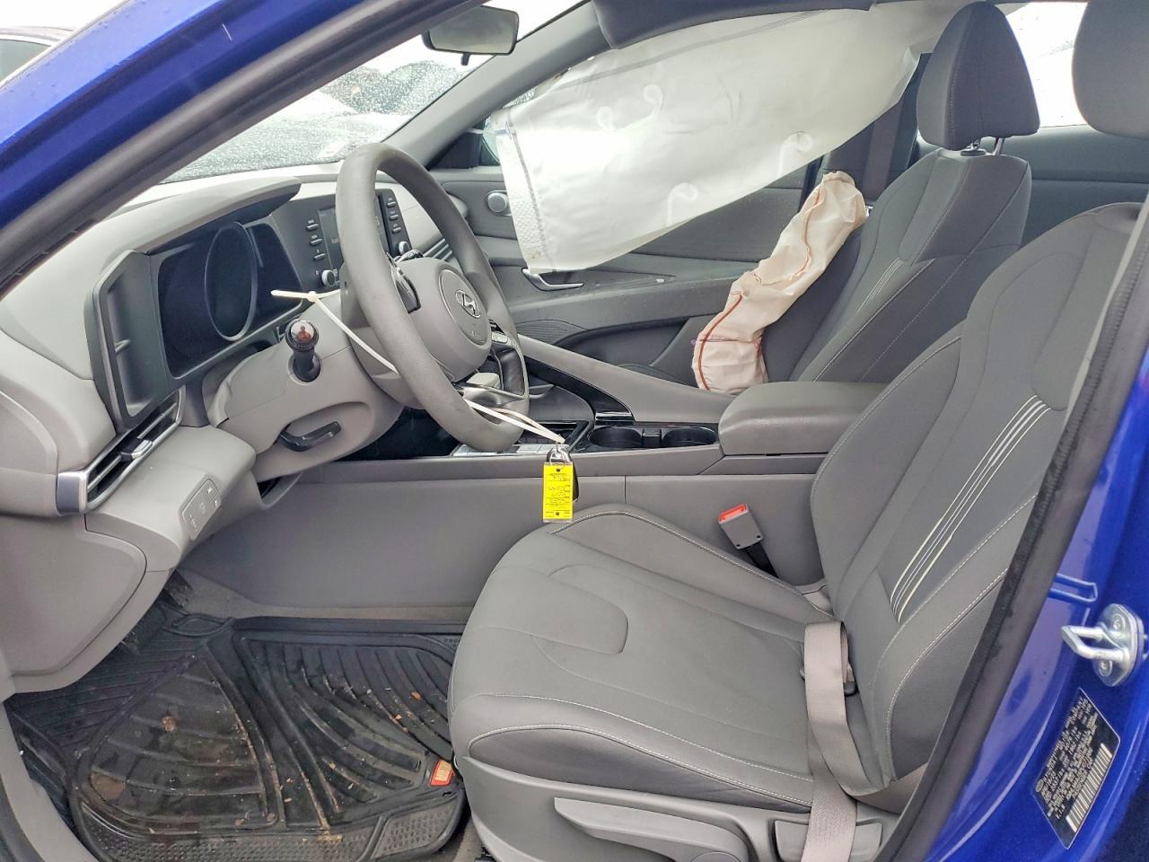 2023 Hyundai Elantra Hybrid Blue - Image 7