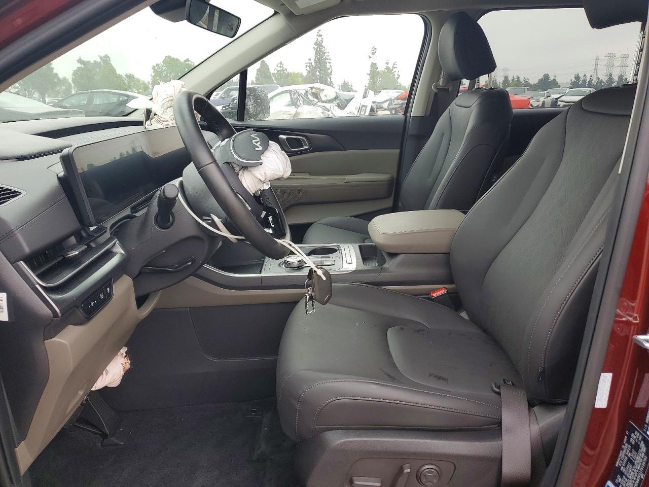2026 Kia Carnival Lxs - Фото 7