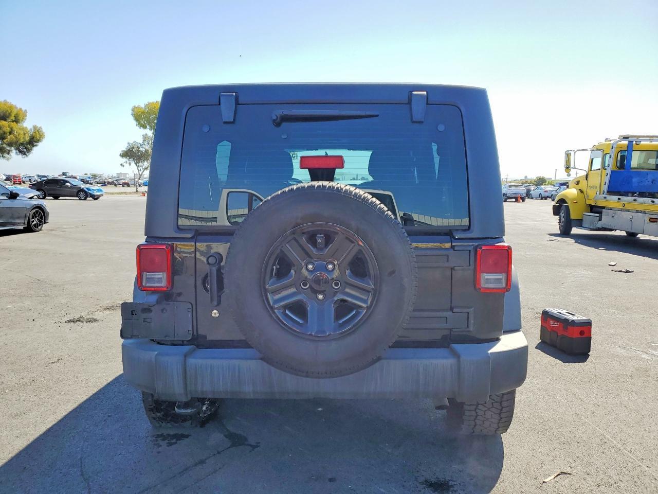2018 Jeep Wrangler Unlimited Sport - Фото 6