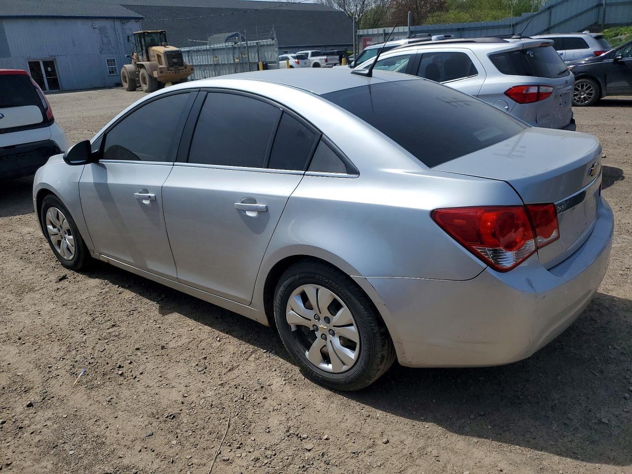 2012 Chevrolet Cruze Ls - Фото 2