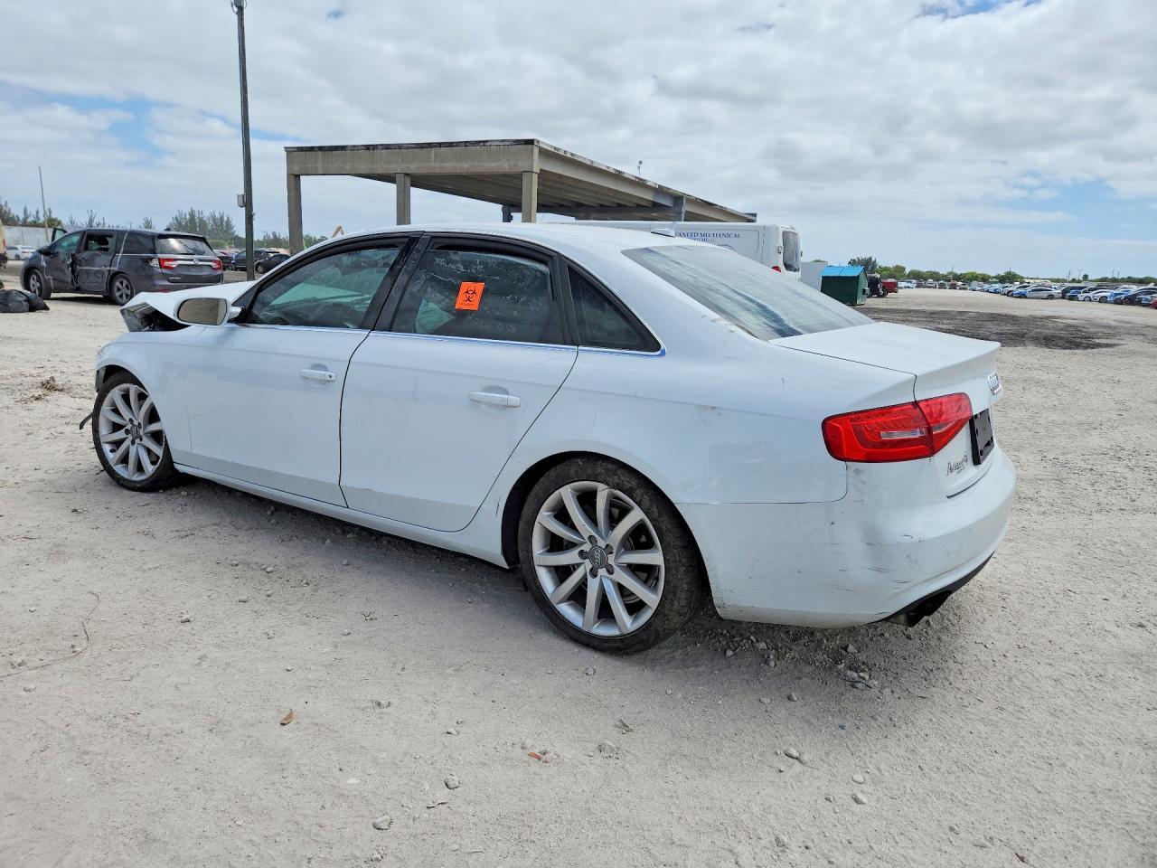 2013 Audi A4 Premium Plus - Фото 2