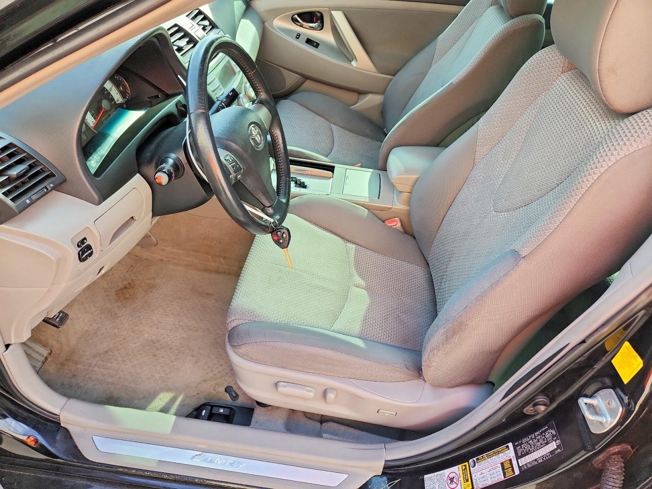 2011 Toyota Camry Se - Image 7