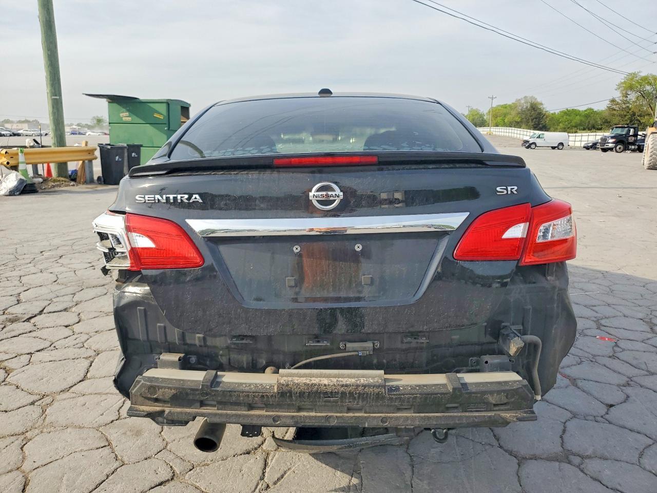 2017 Nissan Sentra Sr - Фото 6