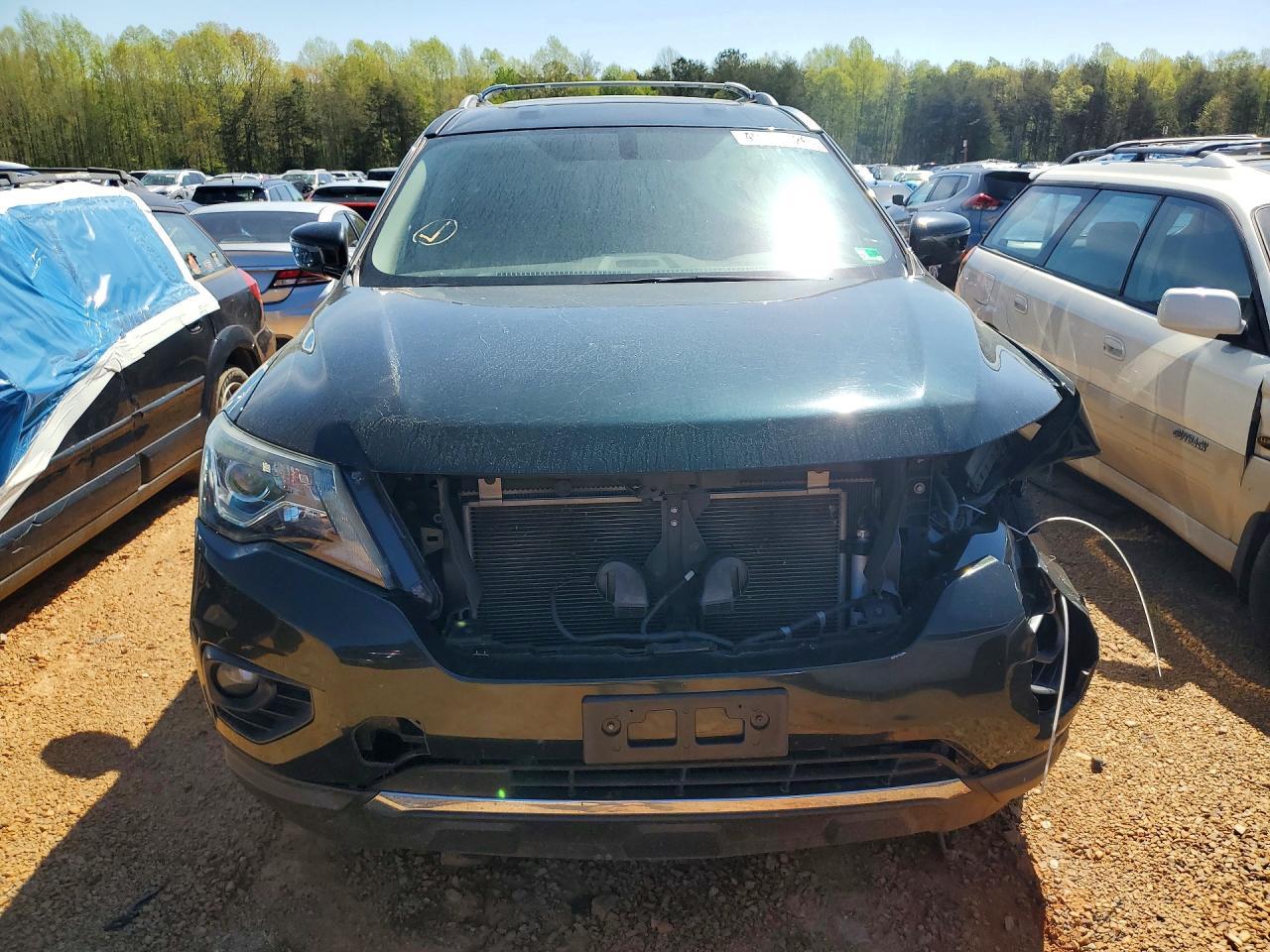 2019 Nissan Pathfinder S - Фото 5