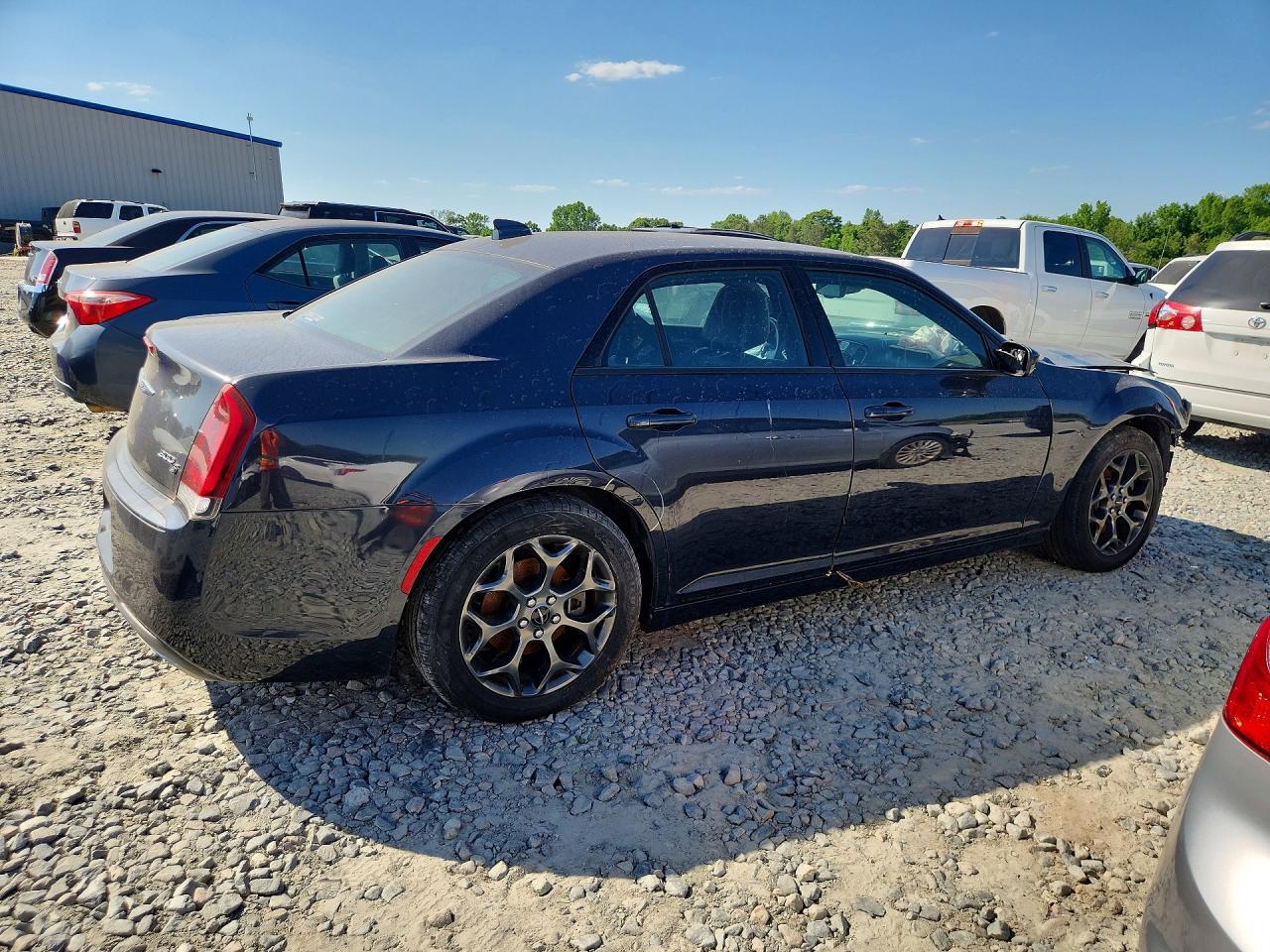 2015 Chrysler 300 S - Фото 3