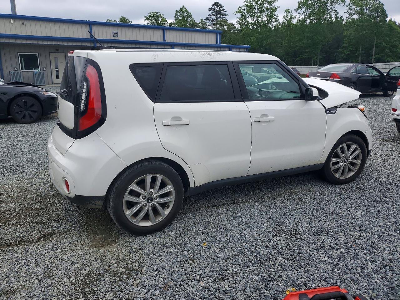 2017 Kia Soul + - Фото 3
