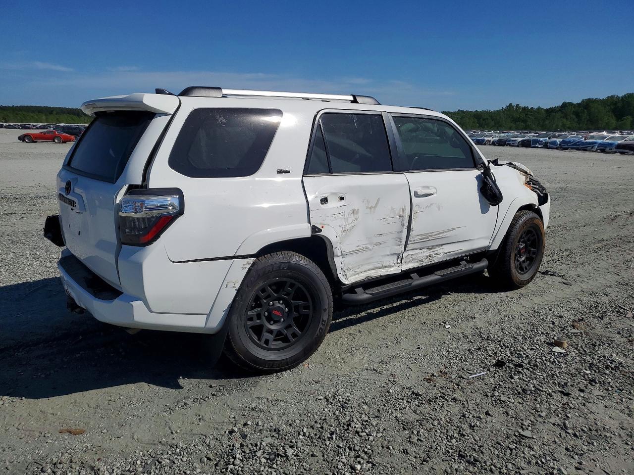 2023 Toyota 4Runner Sr5 - Фото 3