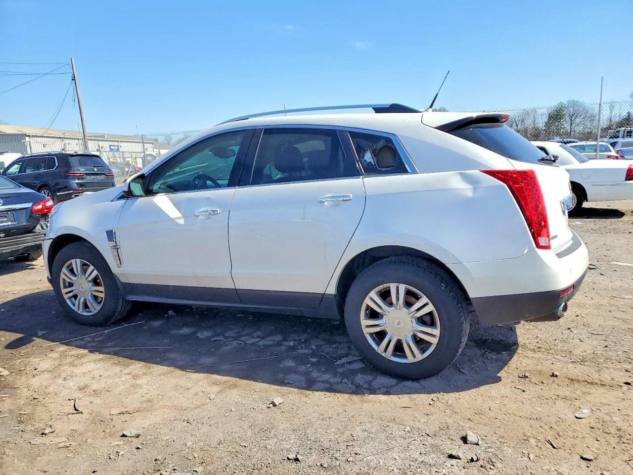 2012 Cadillac Srx Luxury Collection - Image 2
