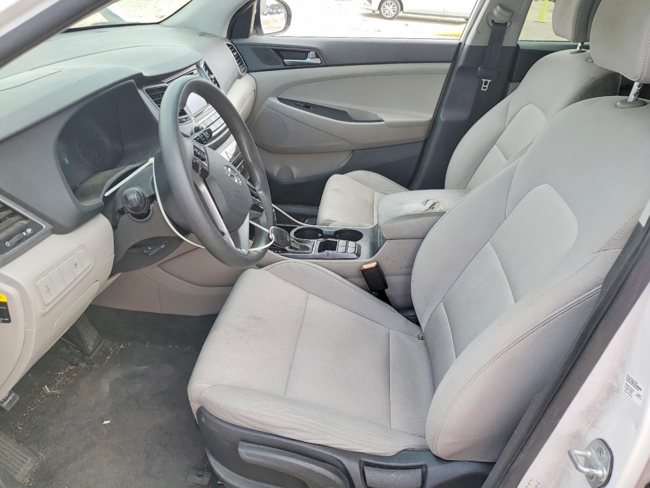 2017 Hyundai Tucson Se - Фото 7