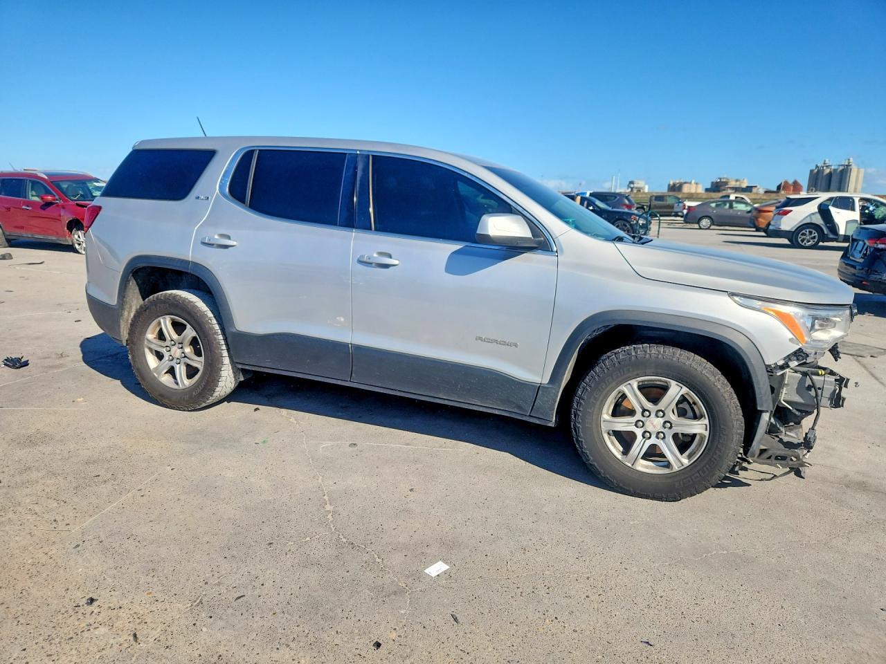 2017 GMC Acadia Sle - Image 4
