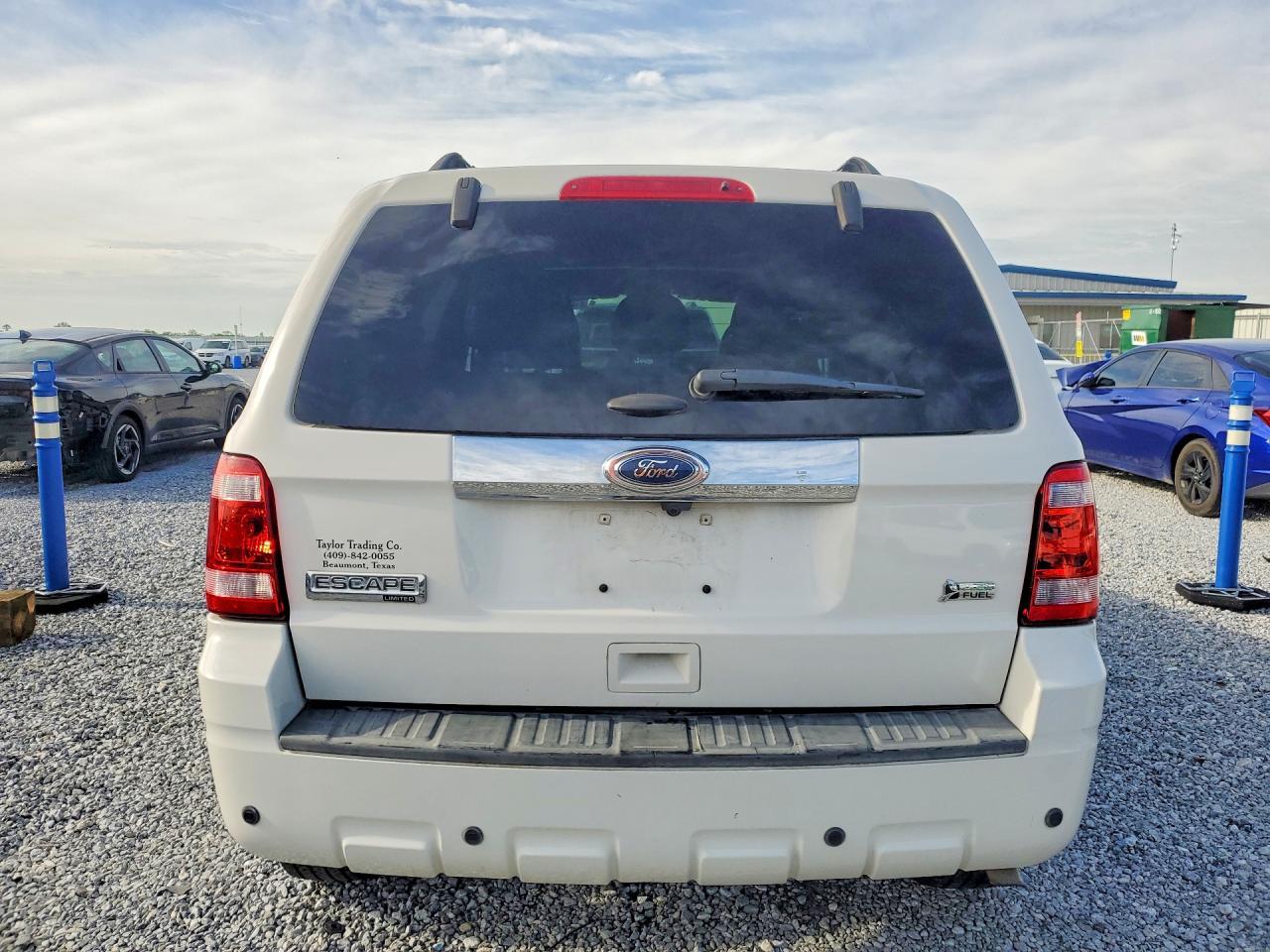 2012 Ford Escape Limited - Image 6
