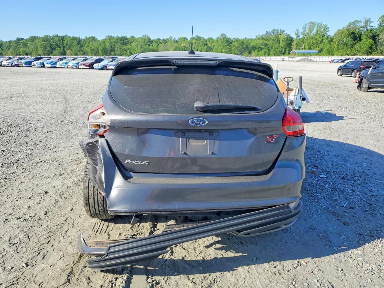 2018 Ford Focus St - Фото 6