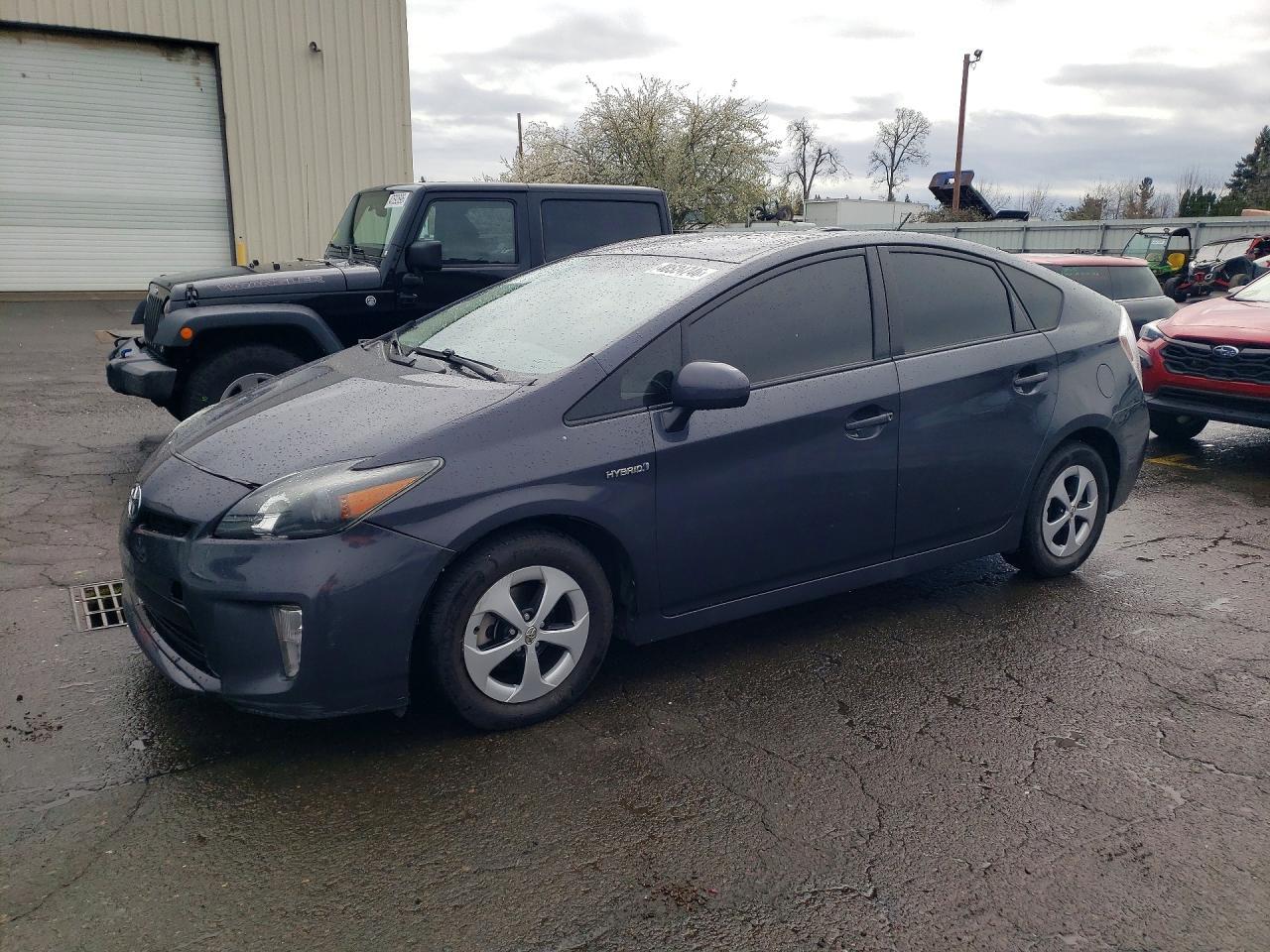 2013 Toyota Prius Two