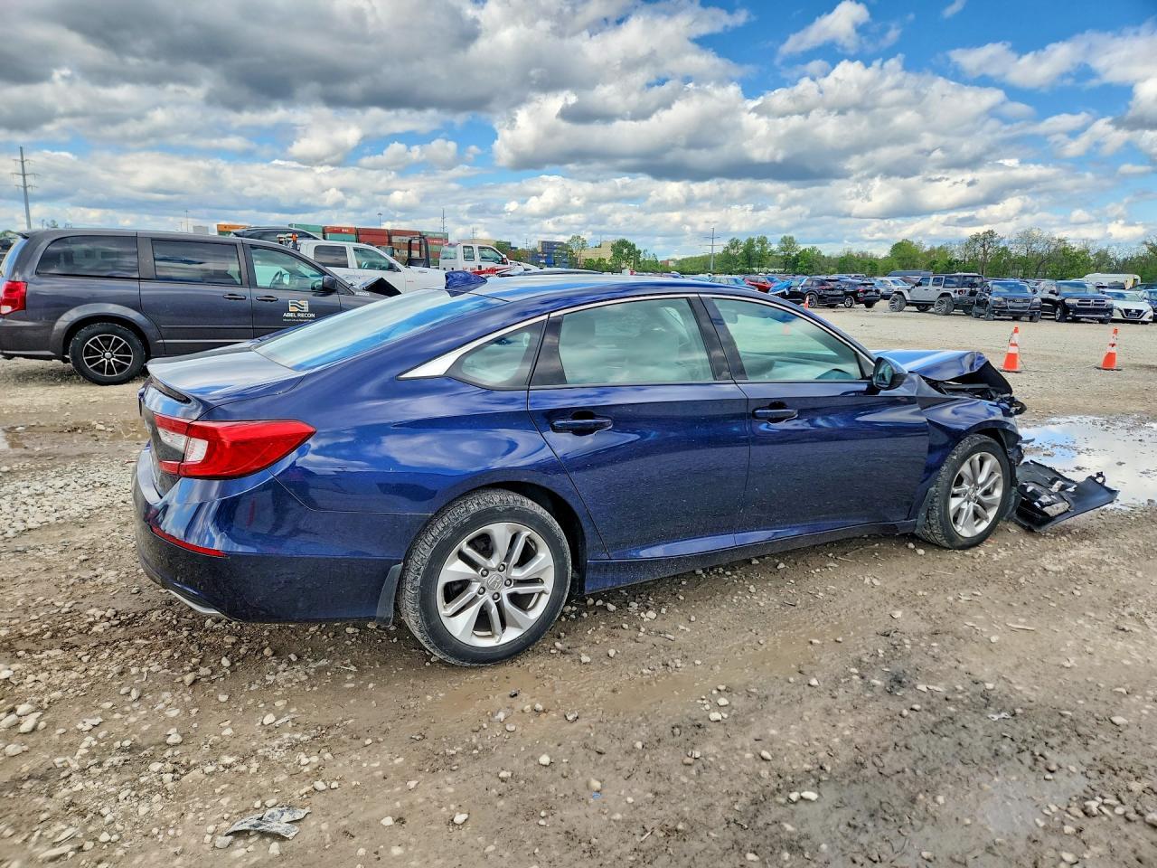 2019 Honda Accord Lx - Фото 3
