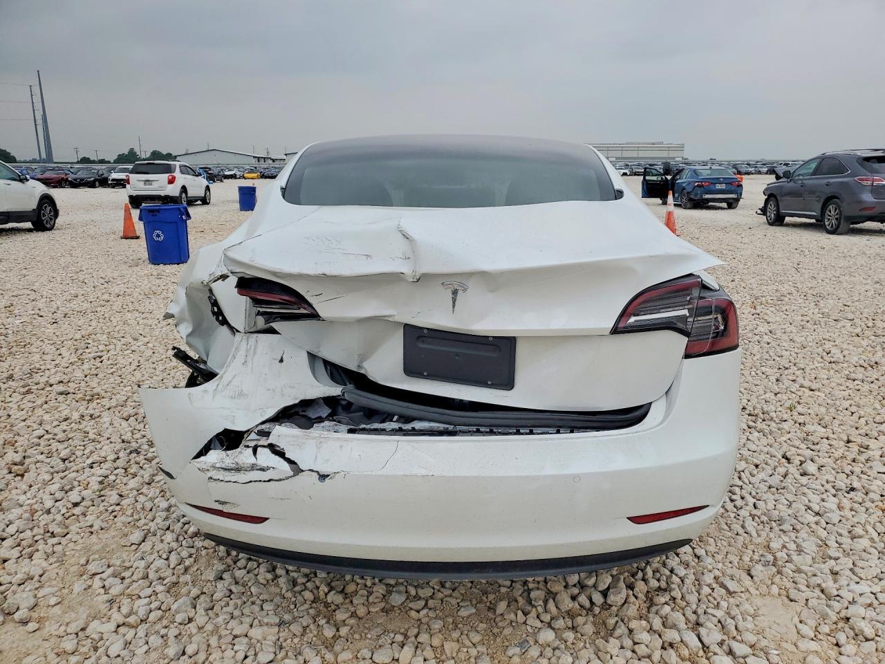 2020 Tesla Model 3 - Image 6