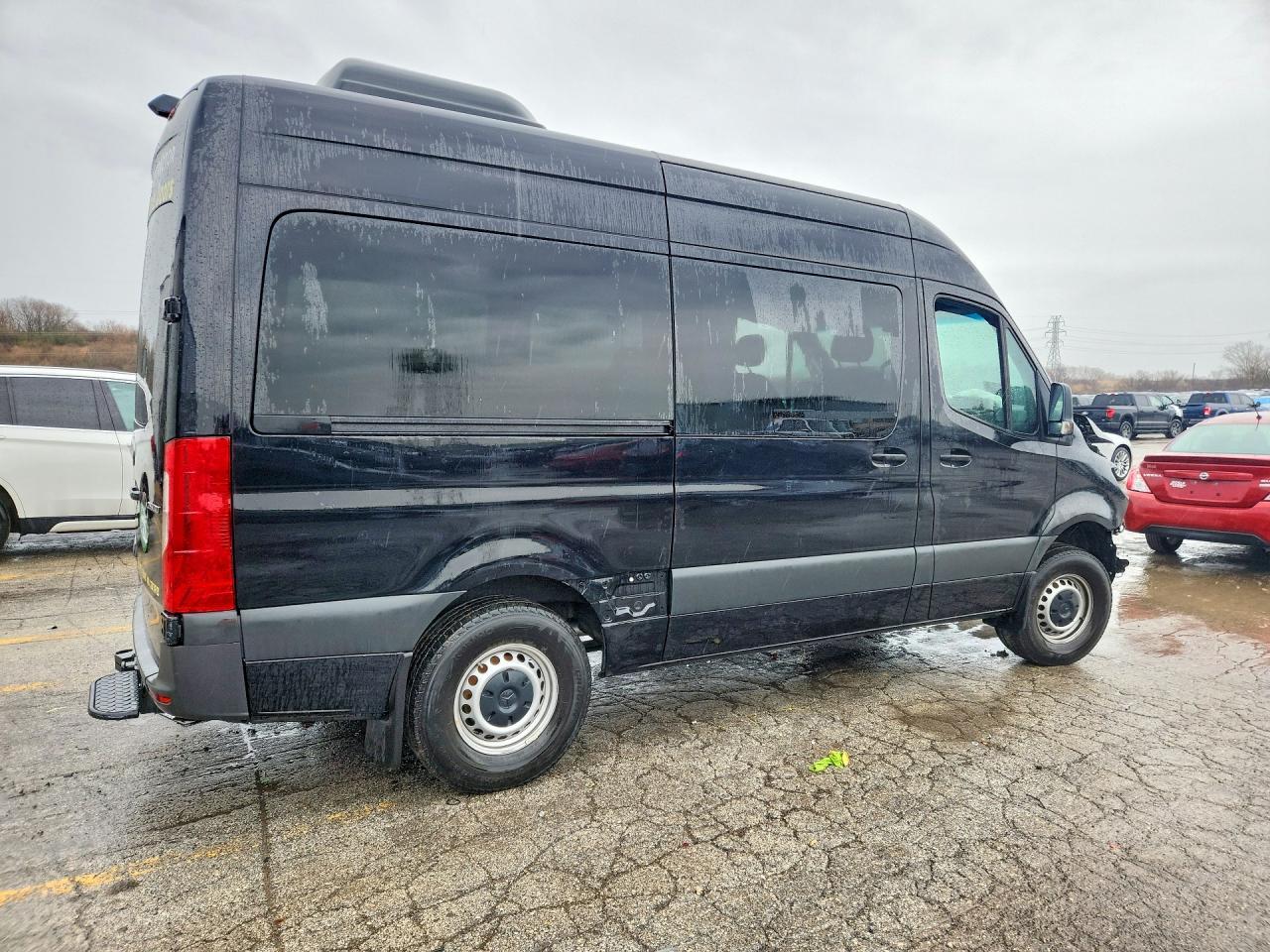 2023 Mercedes-Benz Sprinter 2500 - Фото 3