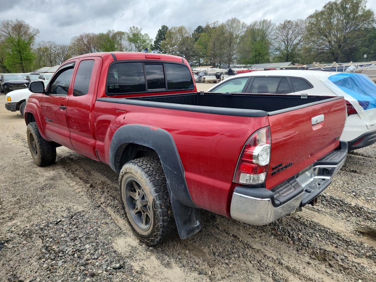 2014 Toyota Tacoma Base - Image 2
