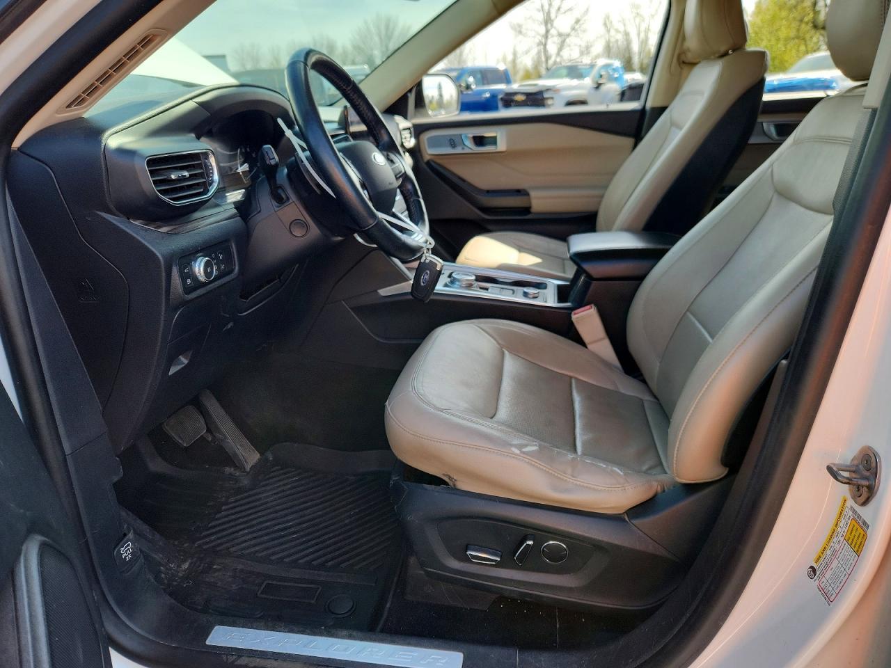 2020 Ford Explorer Limited - Image 7