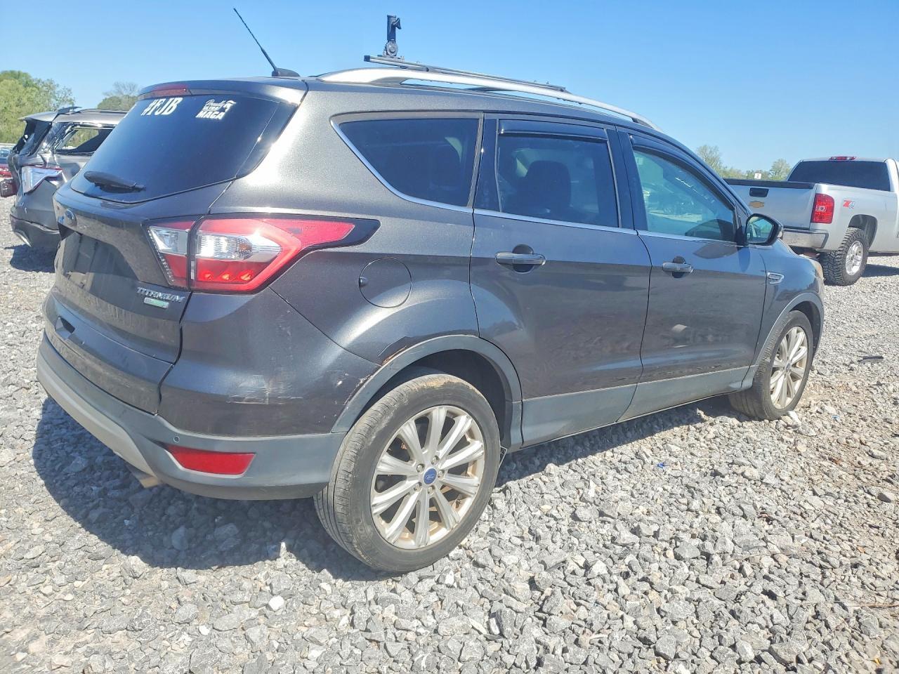 2017 Ford Escape Titanium - Image 3