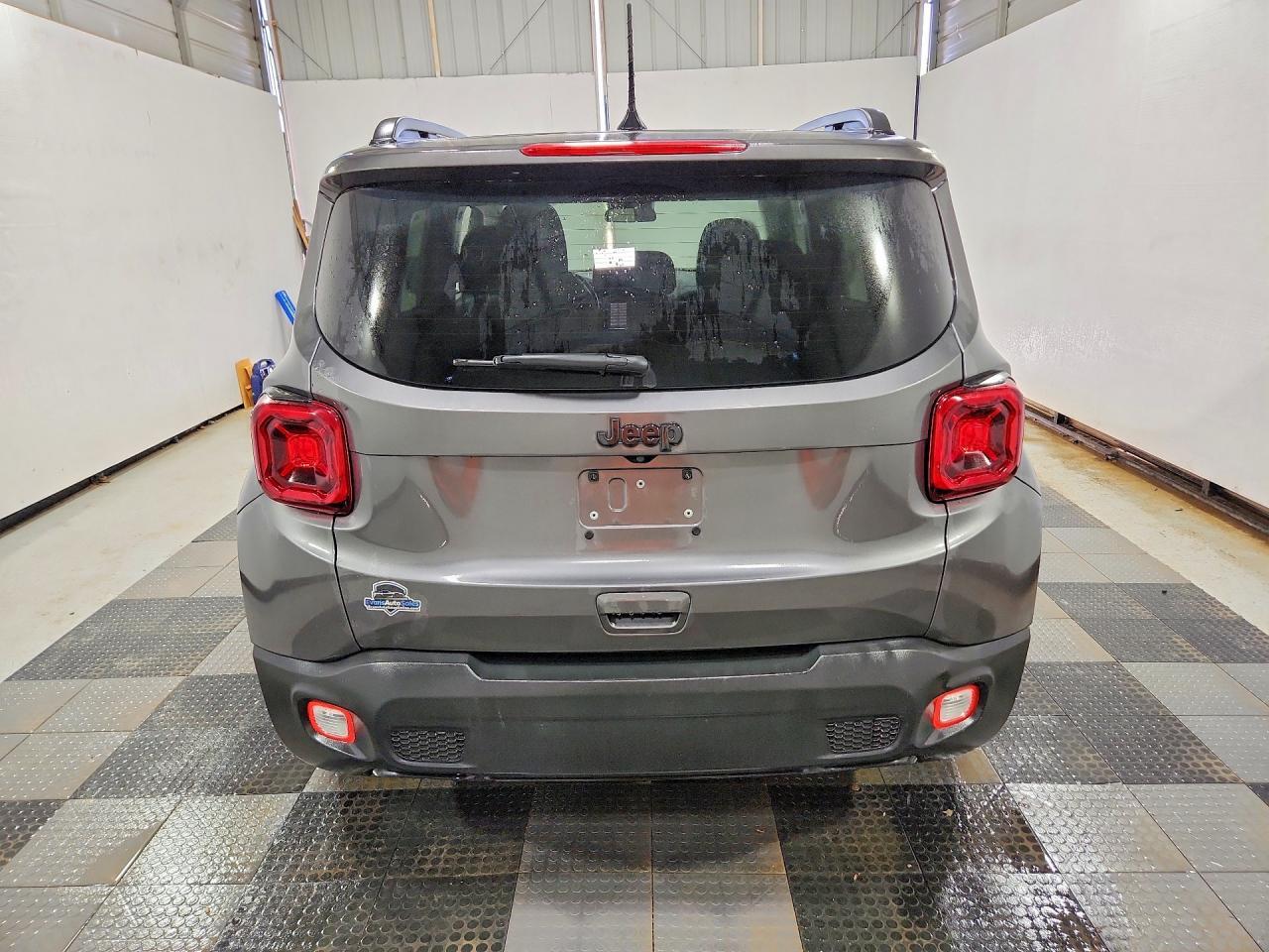 2019 Jeep Renegade Latitude - Фото 6