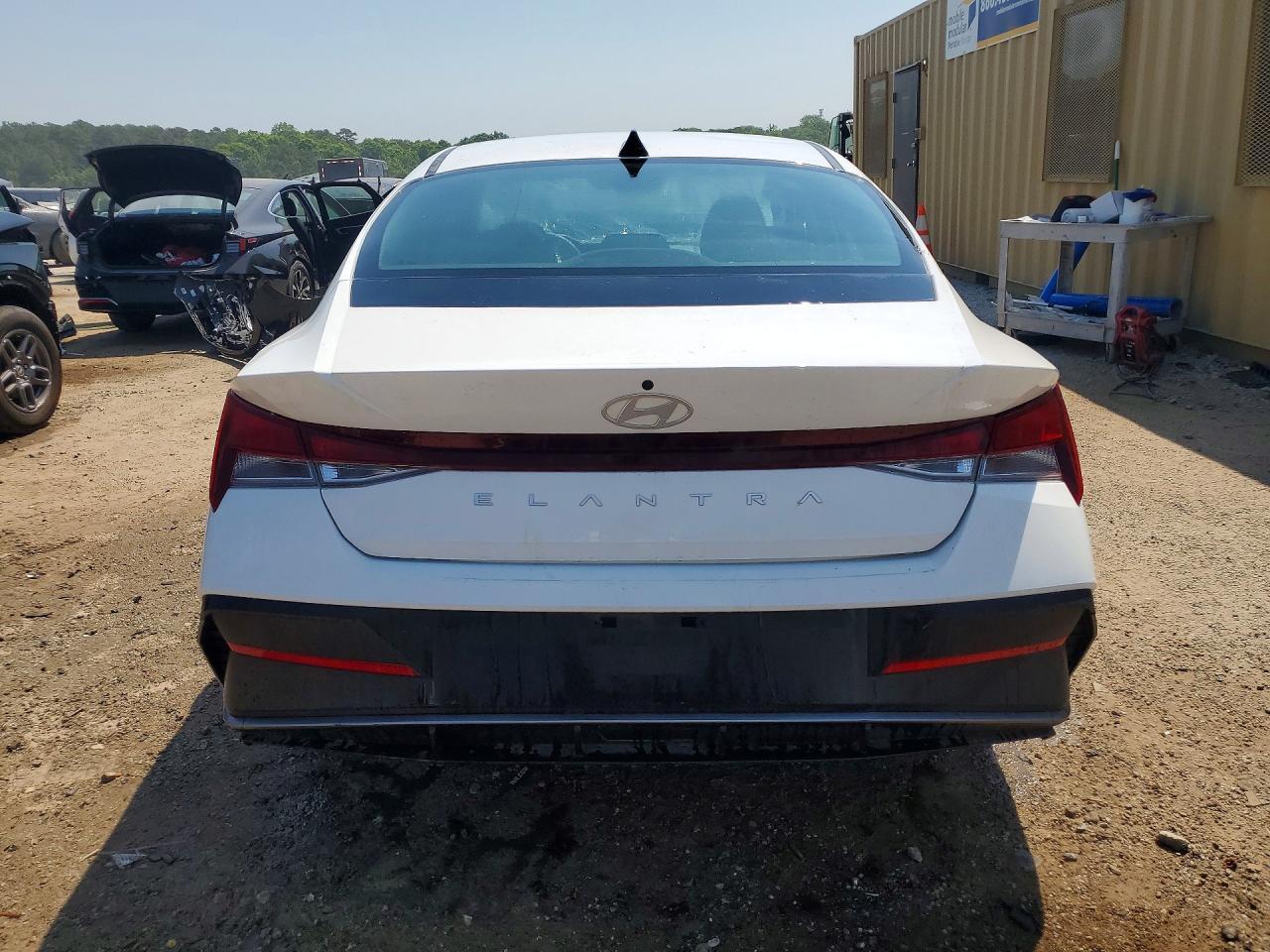 2024 Hyundai Elantra Sel - Фото 6